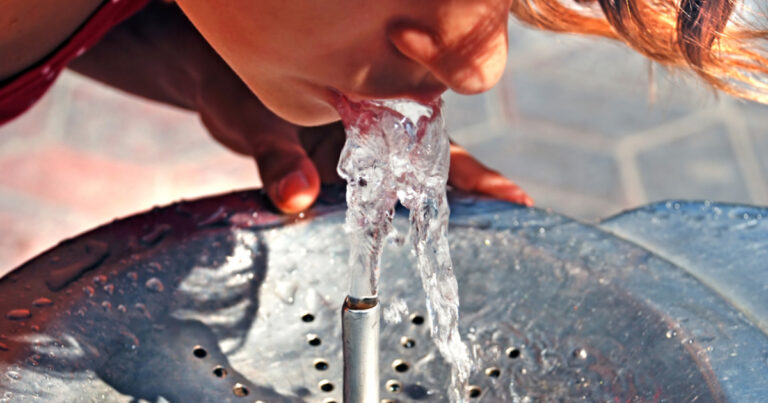 6b6245f-depositphotos-simply-dehydration--2-